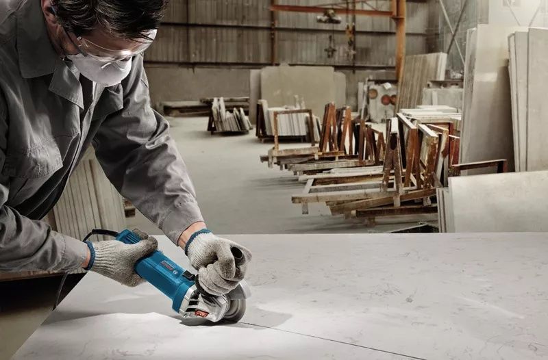 Угловая шлифмашина Bosch GWS 750 S Professional с регулировкой 26895 фото