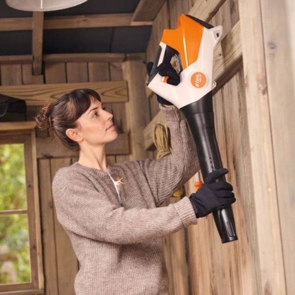 Повітродувний пристрій акумуляторний STIHL BGA 30 ВА080115900 фото