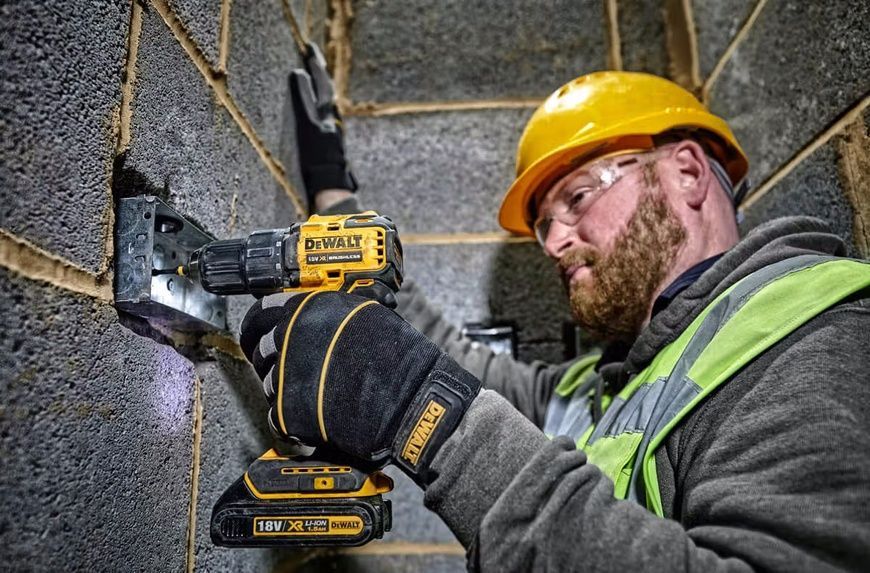 Акумуляторний дриль-шурупокрут DeWALT DCD708D2T безщітковий 54762 фото